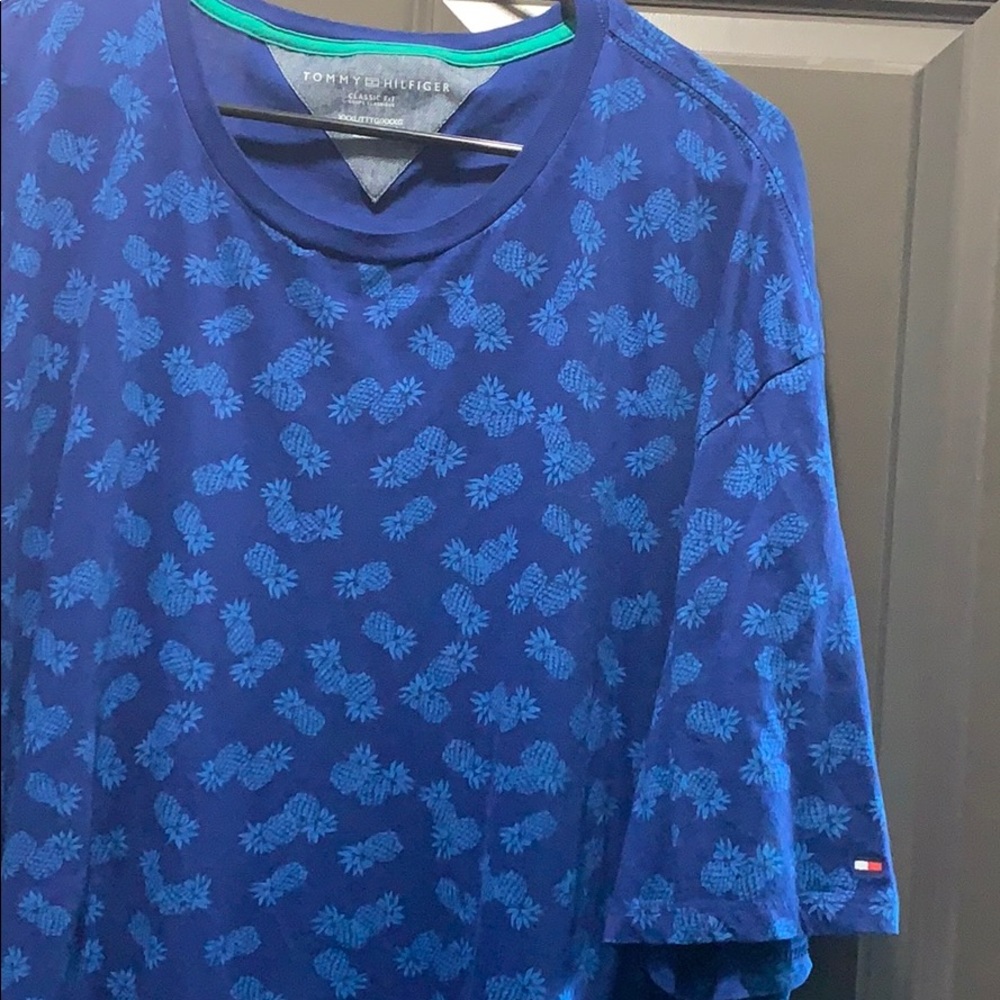 Tommy Hilfiger pineapple tee